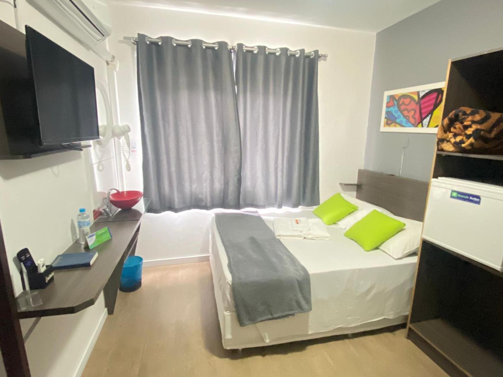 Rezende Suites Balneário Camboriú エクステリア 写真